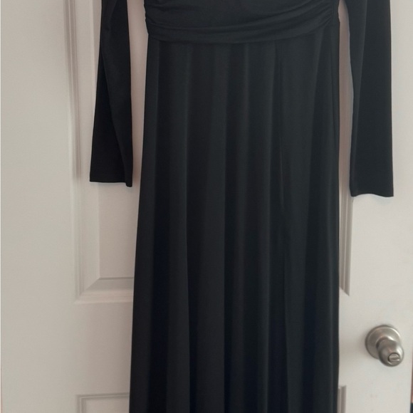 Baltic Born Black V-Neck Long Sleeve Dress - Picture 4 of 6